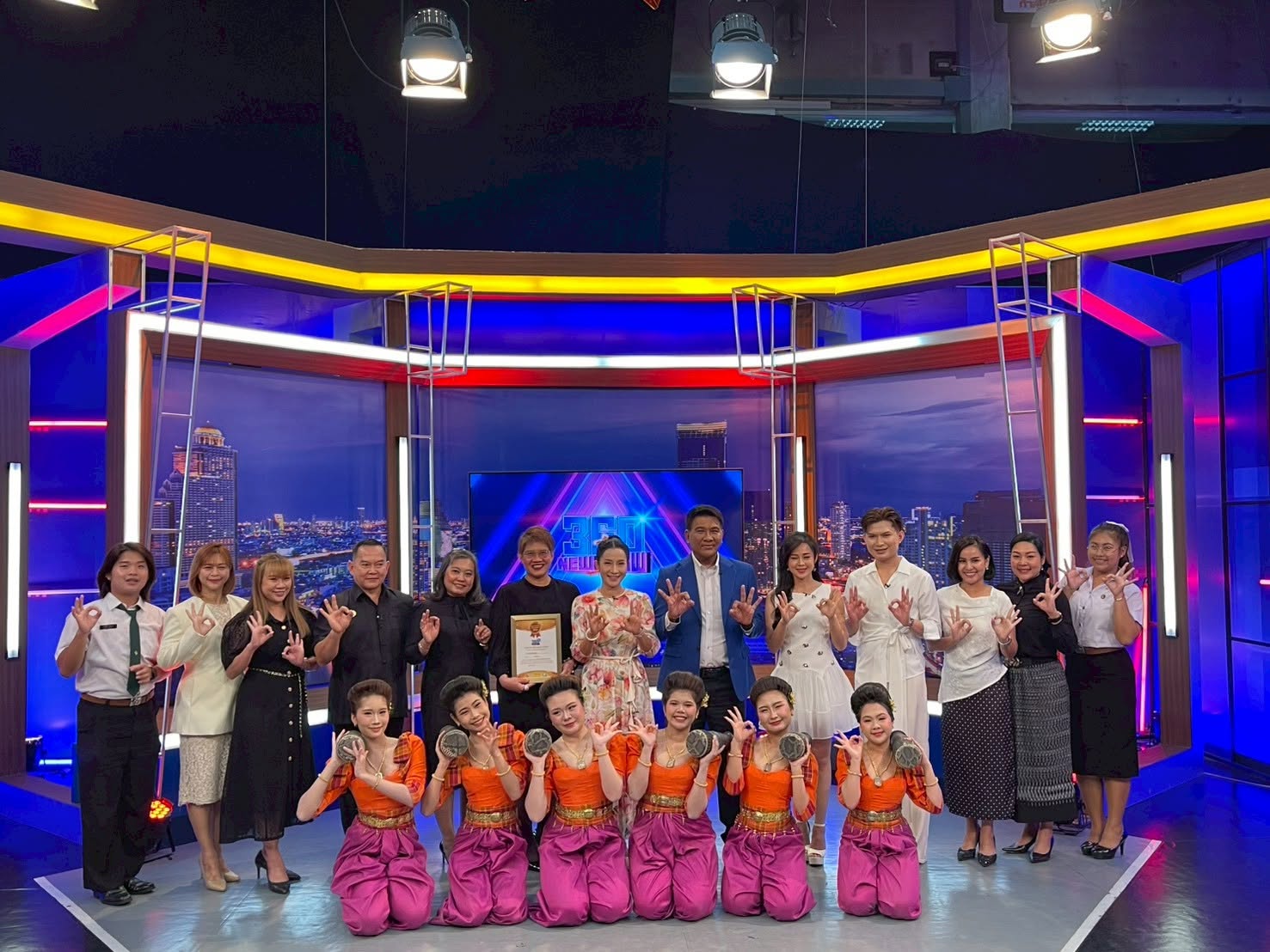 เข้าร่วมเผยแพร่ศิลปวัฒนธรรม การแสดงชุด “มรดกถิ่นเสียง สำเนียงโทนโคราช” ในรายการ 360 องศา นิวโชว์ ช่อง 9 MCOT HD