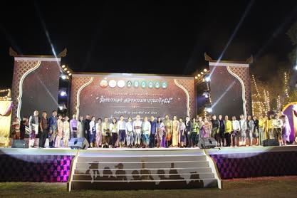 เข้าร่วมแสดงศิลปวัฒนธรรม ในงานแผ่นดินสมเด็จพระนารายณ์มหาราช ณ เวทีกลาง จังหวัดลพบุรี